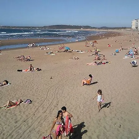 Casa De Vacaciones Y Escapadas, Salinas, Asturias, Espana *